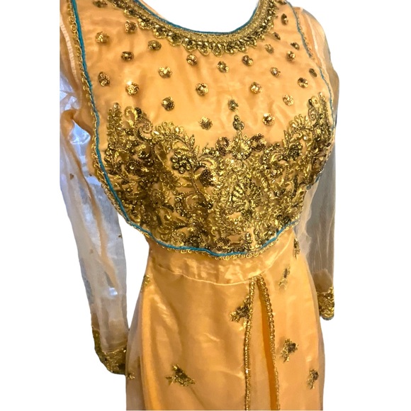 BLUE AND PEACH MAISHA DESIGNER WEDDING WEAR ANARKALI DRESS - Picture 2 of 11